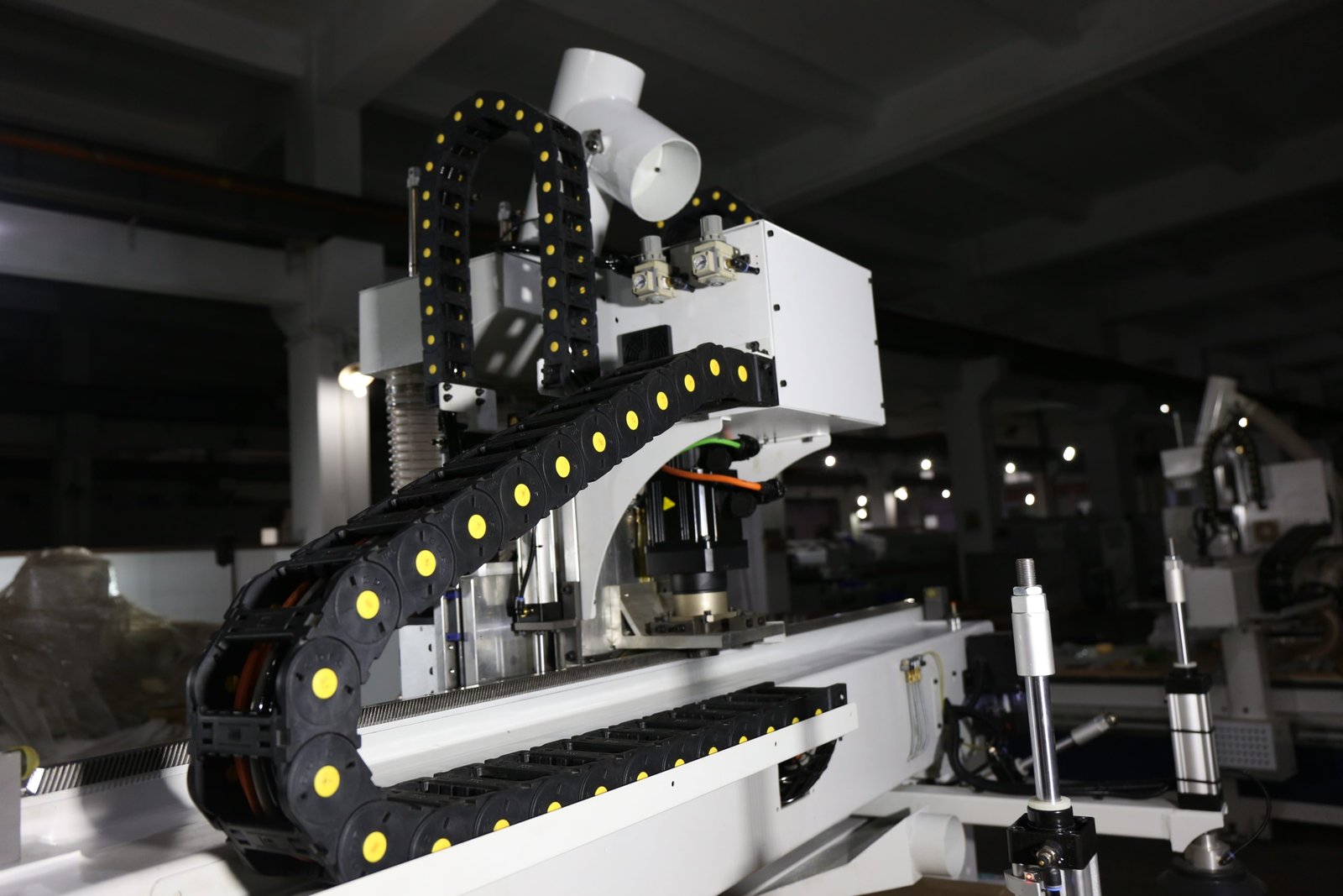 H4 drag chain and moving assembly